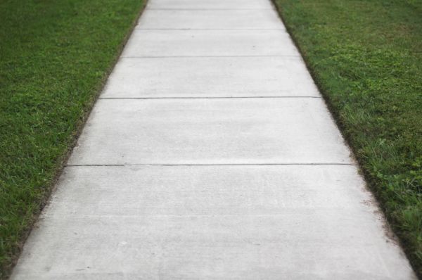 Cost of Concrete Walkway Replacement in Sioux Falls